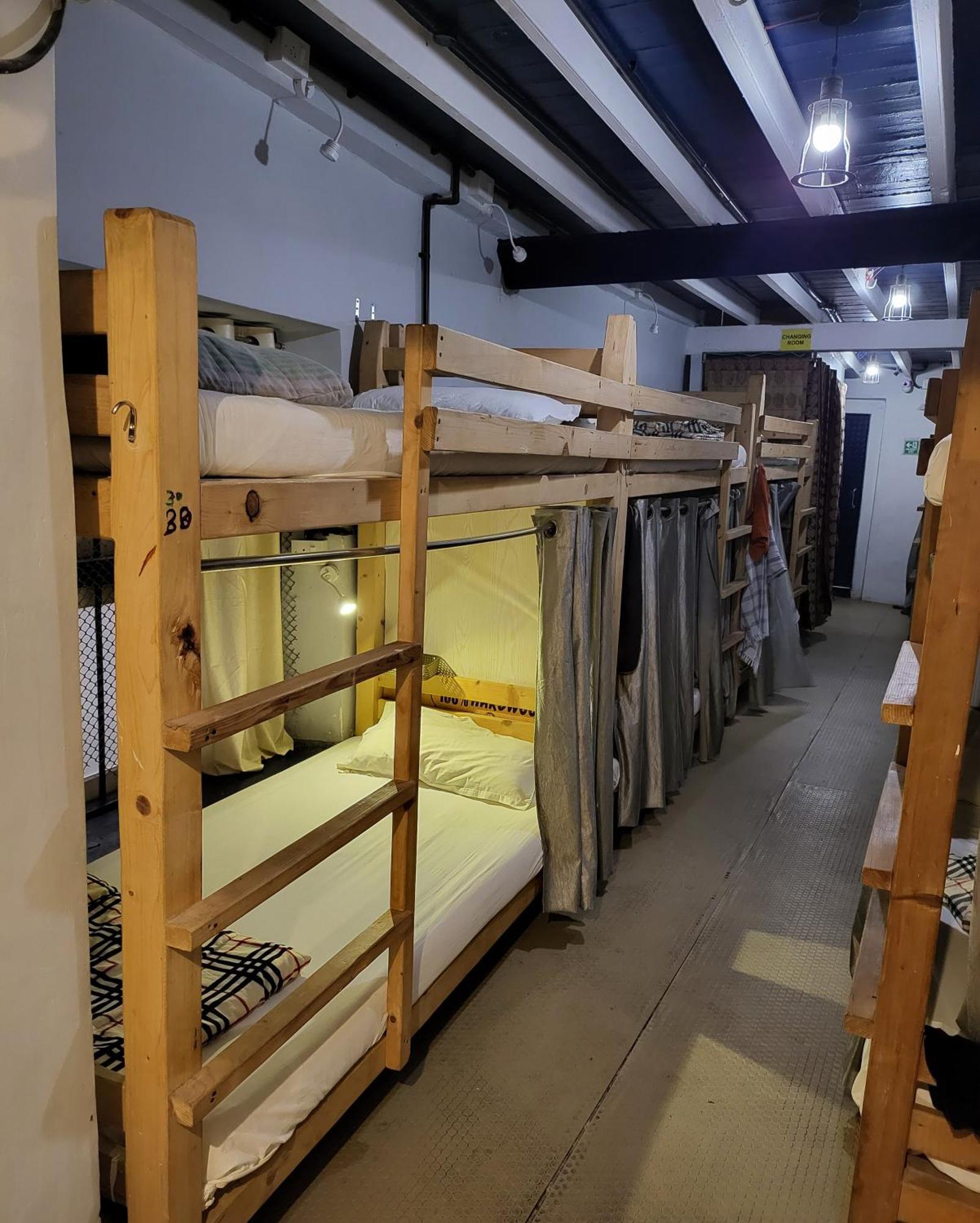 Namastey Mumbai Backpackers Hostel Luaran gambar